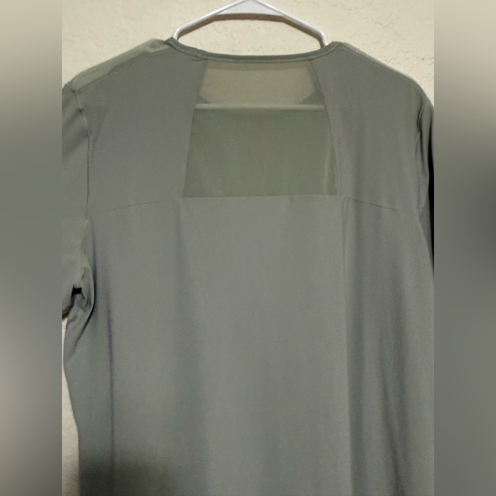🍋 LULULEMON Sculpt Short Sleeve Shirt Pit to Pit: 22” - Picture 7 of 15